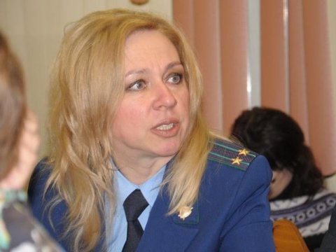 В Саратовской области прокуроры ходят в школы взвешивать котлеты 