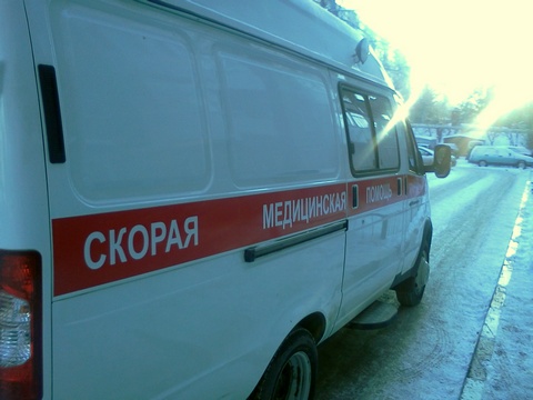 Водитель пустой энгельсской маршрутки устроил ДТП с пострадавшим