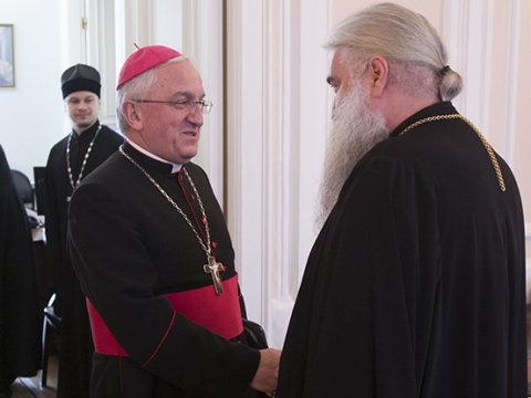 В Саратов приехал глава дипмиссии Ватикана в РФ
