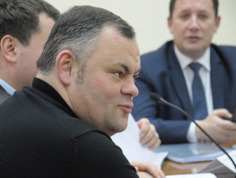 Депутат «увидел» написанное исчезающими чернилами имя будущего спикера гордумы