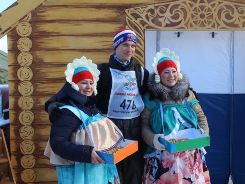 В Базарном Карабулаке проходят массовые гуляния в рамках «Лыжни России»