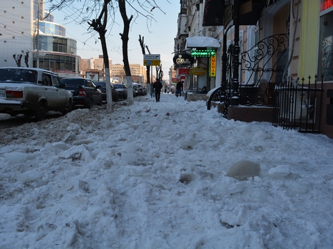 Прокурор Саратова потребовал от Сараева немедленно убрать снег с улиц