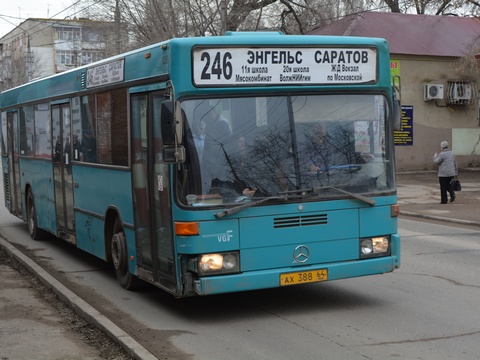 Энгельсский автобус сбил ребенка на Московской