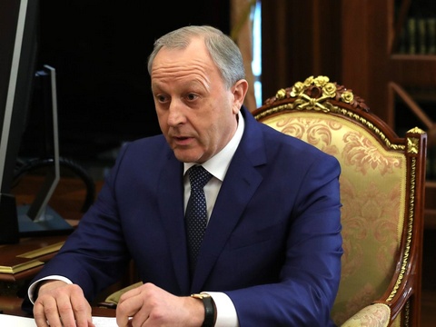 Радаев признался Путину, что не решил проблему с саратовскими дорогами