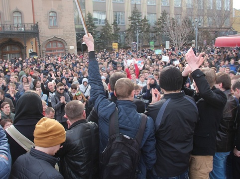 Федеральные СМИ пытались игнорировать массовые протесты в городах России