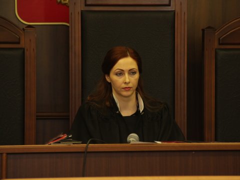 В областном суде отказались смотреть записи очевидцев с задержанием Никишина