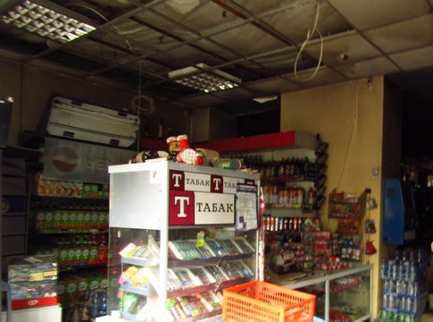На тушение магазина в центре Саратова выезжали 23 пожарных