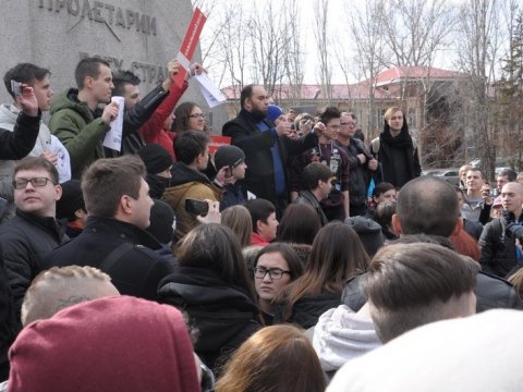 Журналист «Эхо Москвы» рассказал о возможных провокациях против школьников и студентов