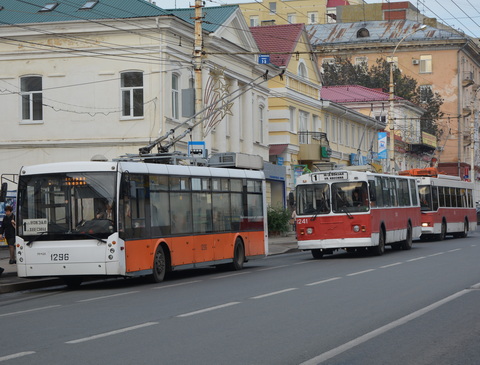 Из-за мероприятий на Театральной площади отменены два троллейбусных маршрута