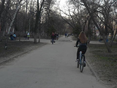 В Саратове и области немного похолодает
