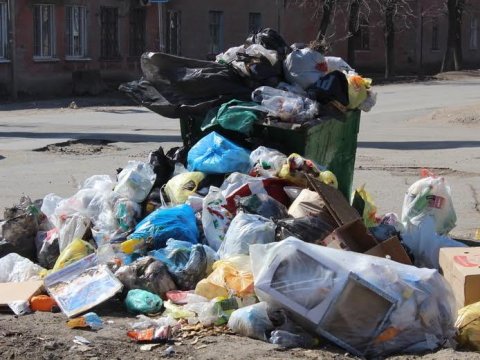 Жители аварийных домов отказываются платить за вывоз мусора 