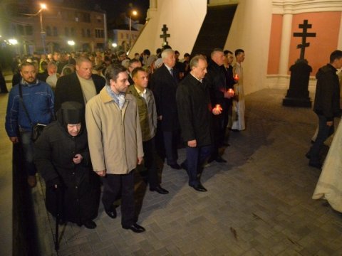 Радаев и Капкаев приняли участие в пасхальном крестном ходе