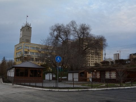 Суд обязал Богданову снести кафе на саратовской набережной