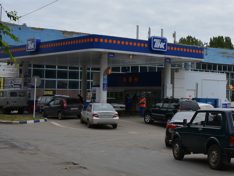 СМИ: Россия обогнала США по цене бензина