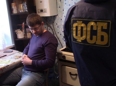 В Саратове ФСБ задержала подозреваемого в мошенничестве адвоката