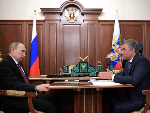 Володин пообещал Путину ликвидировать «завалы» в Госдуме через год