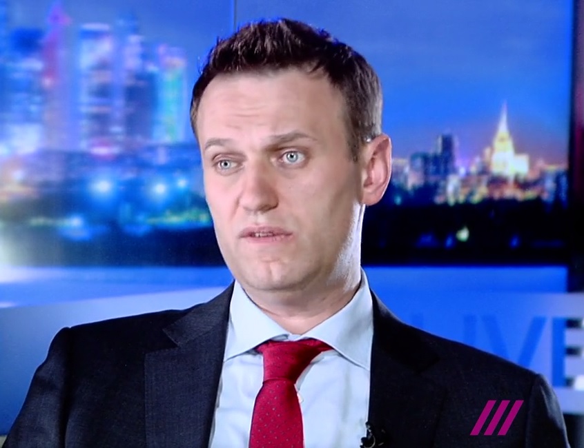 Навальный: Военно-полицейская часть бюджета съела абсолютно все