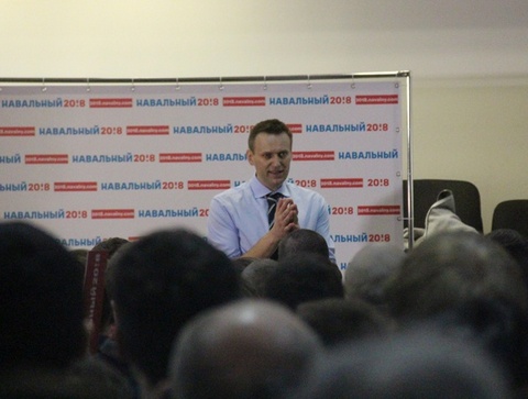 Политолог Орешкин: Навальный становится альтернативой Путину в глазах россиян