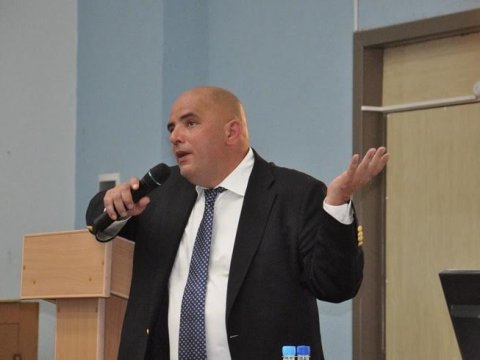 Урбанист нашел на набережной Саратова недоступный горожанам сквер