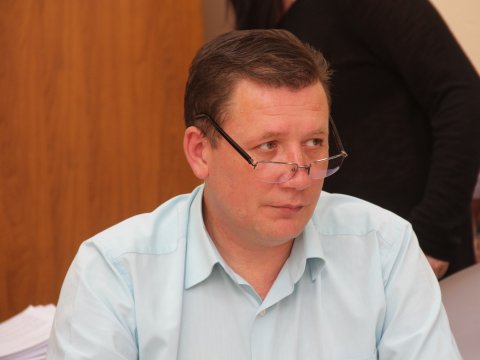 Депутат предложил Ищенко покинуть состав комиссии по финансам