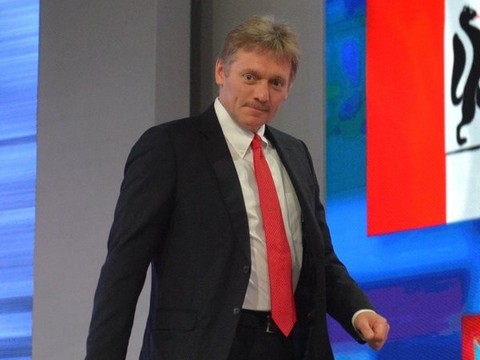 Песков назвал «полной ерундой» подмену видеозаписи в интервью Путина Стоуну