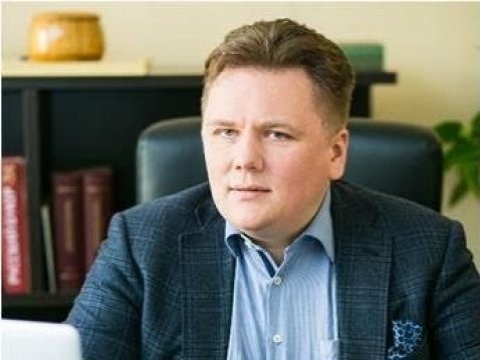 В Саратове советник Володина предложил не бороться с коррупцией