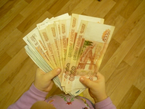 Пугачевец заплатил алименты после запрета на выезд из страны