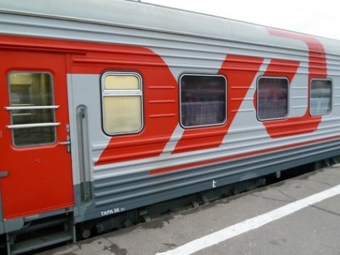 В Саратовской области сняли с поезда пожилого дебошира