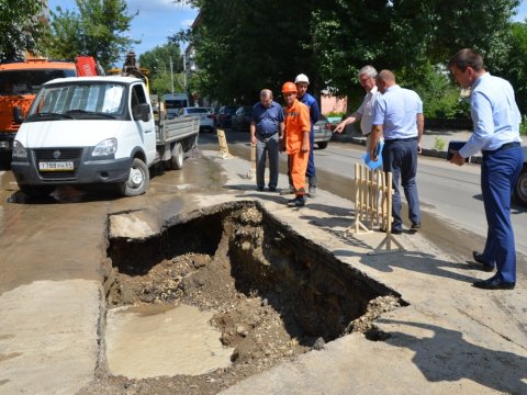 Администрация отчиталась о починке водопровода на улице Чернышевского