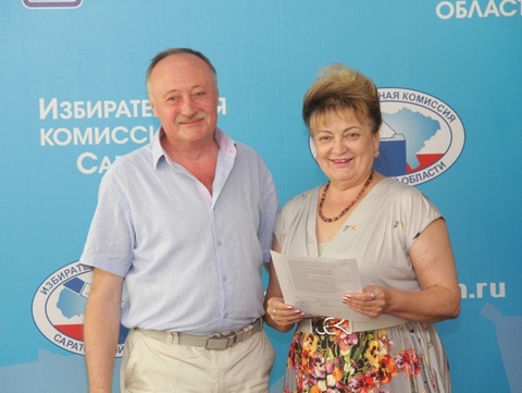 Выборы губернатора. Ольга Алимова предоставила подписи для прохождения муниципального фильтра