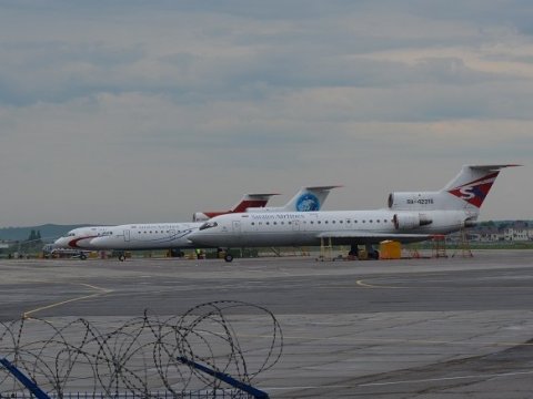 СМИ: Авиадебошира в самолете до Барселоны избили за оскорбление русских