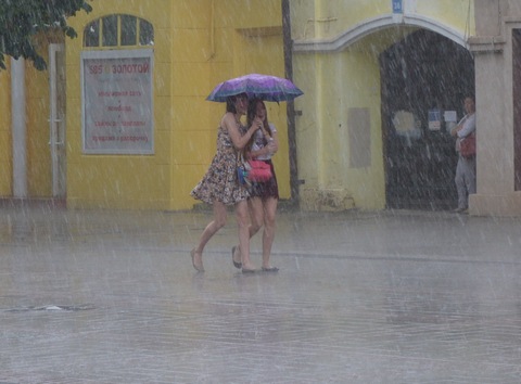 Синоптики снова обещают дождь в Саратове