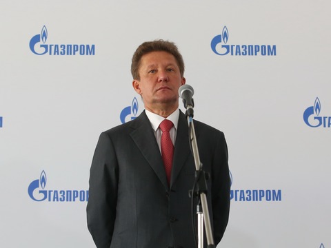 Чистая прибыль Газпрома за год упала в 11 раз