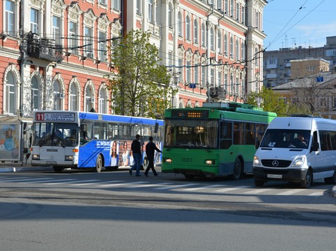 Все саратовские автобусы и электротранспорт переводят на нерегулируемые тарифы