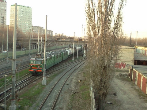 Поезд насмерть сбил мужчину в Поливановке