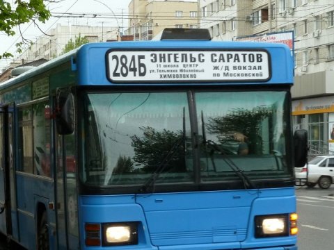 Автобус из Энгельса наехал на пешехода