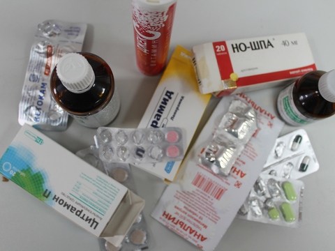 Социологи: Треть саратовцев отказывает себе в лекарствах из-за цен