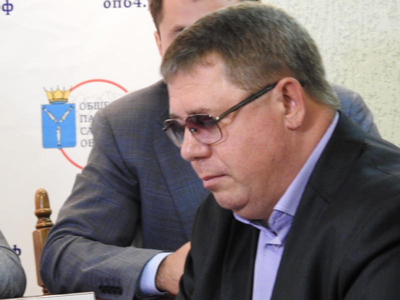 Главный инженер «Саратововодоканала» рассказал, что мешает ремонтировать сети