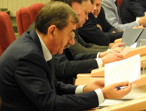 Депутат предсказал сокращение доходов Саратова в два раза