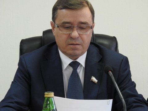 Дорожный рабочий пожаловался Чурикову на злых журналистов