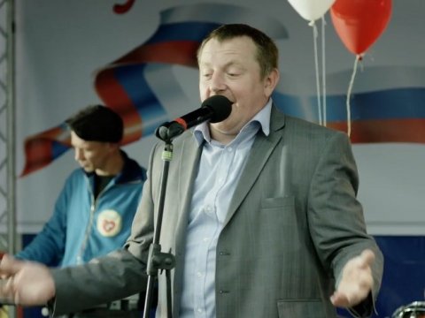 «Ленинград» снял клип о взятке, водке и кандидатах в президенты