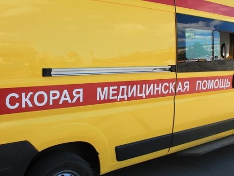Два парня и девушка пострадали в аварии на Кутякова