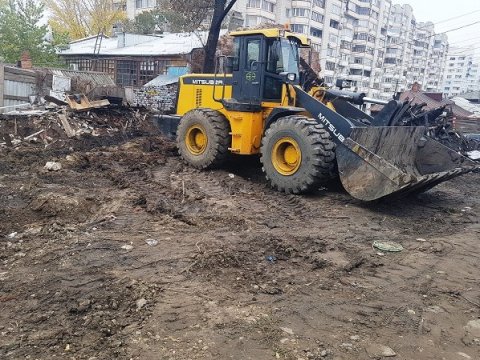 С пожарища на Кузнечной осталось вывезти 250 кубометров мусора
