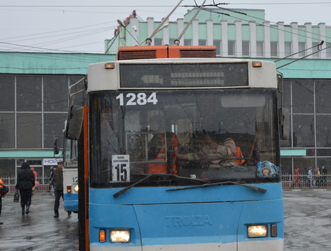 В Заводском районе Саратова горел троллейбус