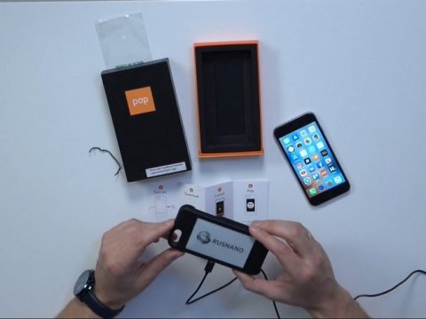 Навальный продемонстрировал гаджет от PlasticLodgic «за 10 миллиардов рублей»