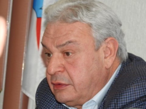 Саратовский депутат боится суицида сирот из-за квартир