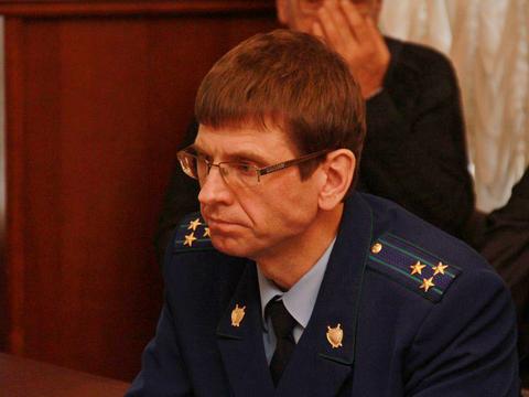 Прокурор Саратова напомнил чиновникам о смертной казни за коррупцию