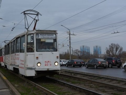 Утром в Саратове прекратили движение два трамвайных маршрута