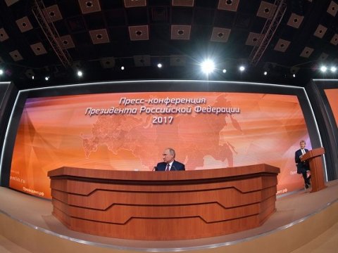 Путин: «Майские указы выполняются удовлетворительно»