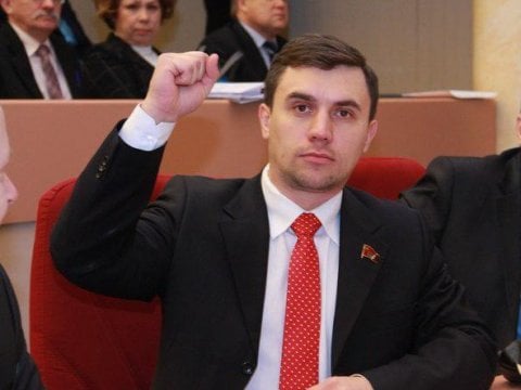 Радаев посоветовал облдепу-коммунисту самому заняться долгами по зарплате завода РМК